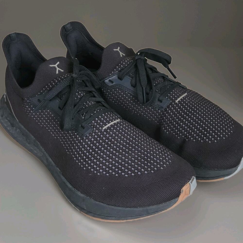 B12 Flux Footwear Adapt Runner Black Gum Mens US 12 Athletic Sneakers